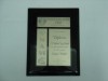 diploma España en placa de aluminio Anodizado de 175 mm x 250 mm, grabado con sus datos, en base de cristal, poliéster (polyester), o madera, con su logotipo impreso y o grabado